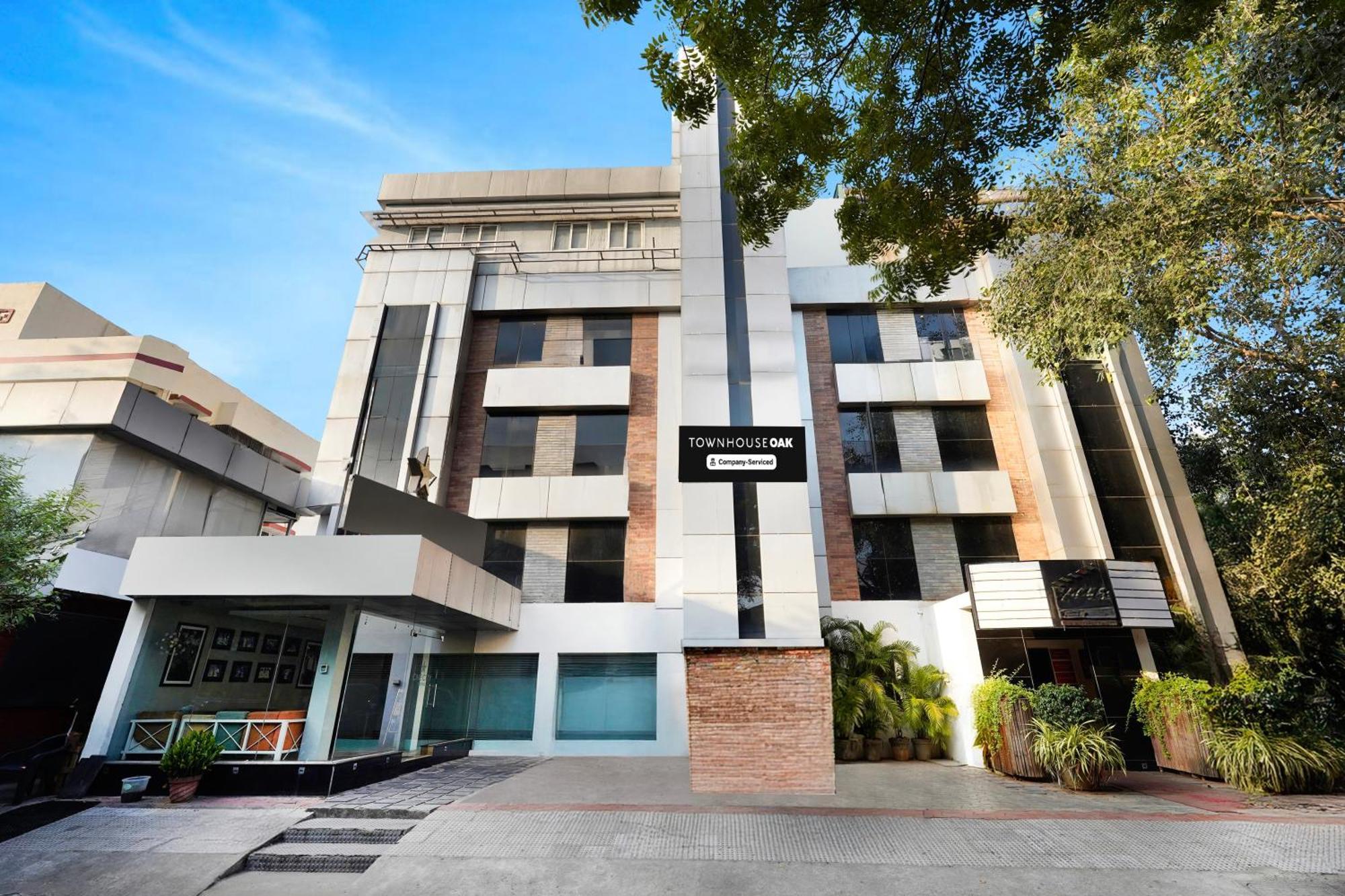 Super Townhouse Oak Kodambakkam Formerly Cine City شيناي المظهر الخارجي الصورة