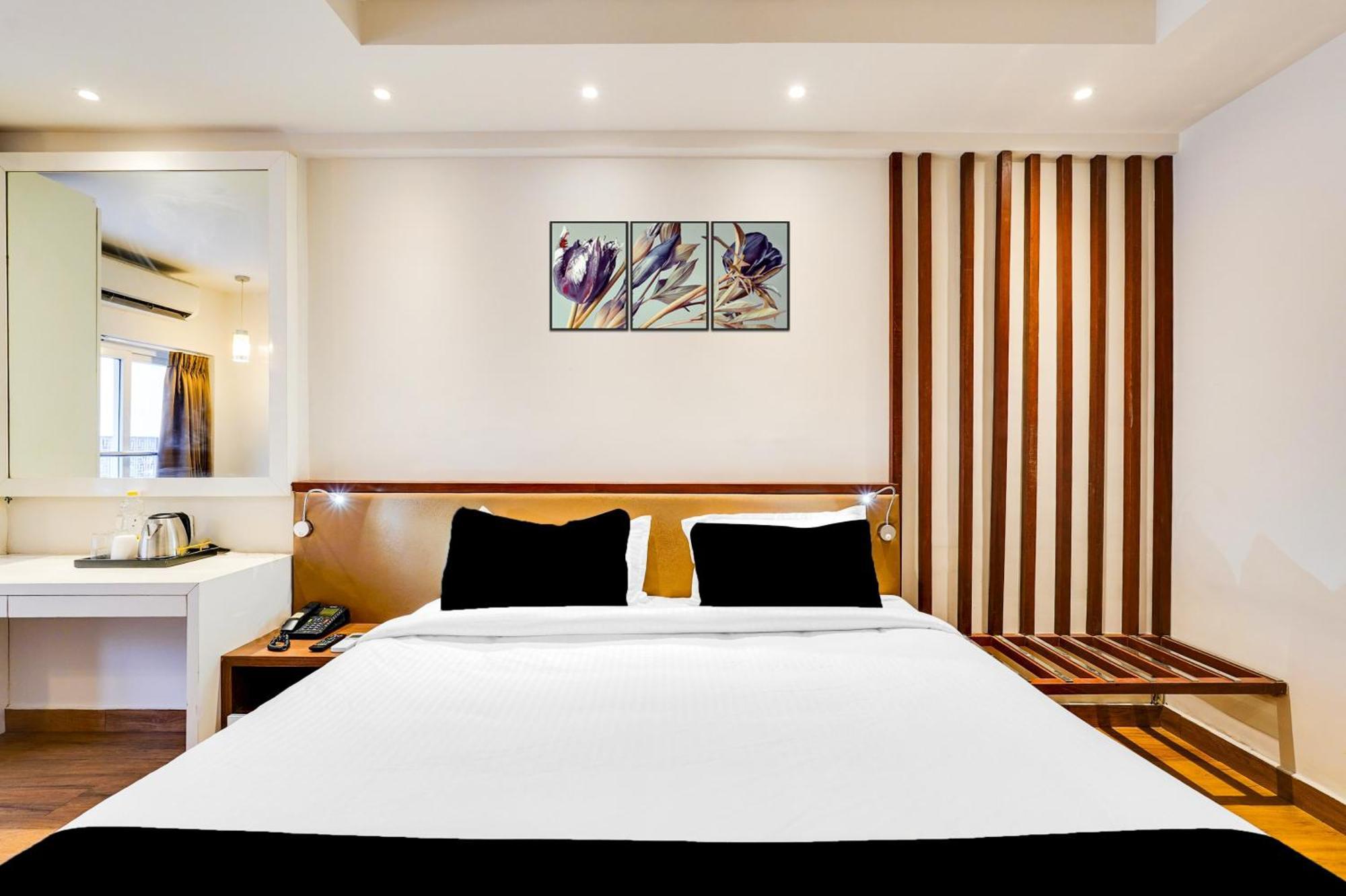 Super Townhouse Oak Kodambakkam Formerly Cine City شيناي المظهر الخارجي الصورة