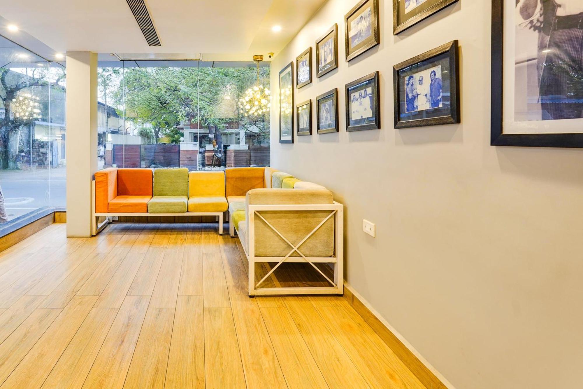 Super Townhouse Oak Kodambakkam Formerly Cine City شيناي المظهر الخارجي الصورة